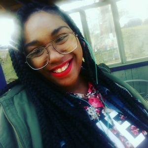 Meet your Posher, Keri